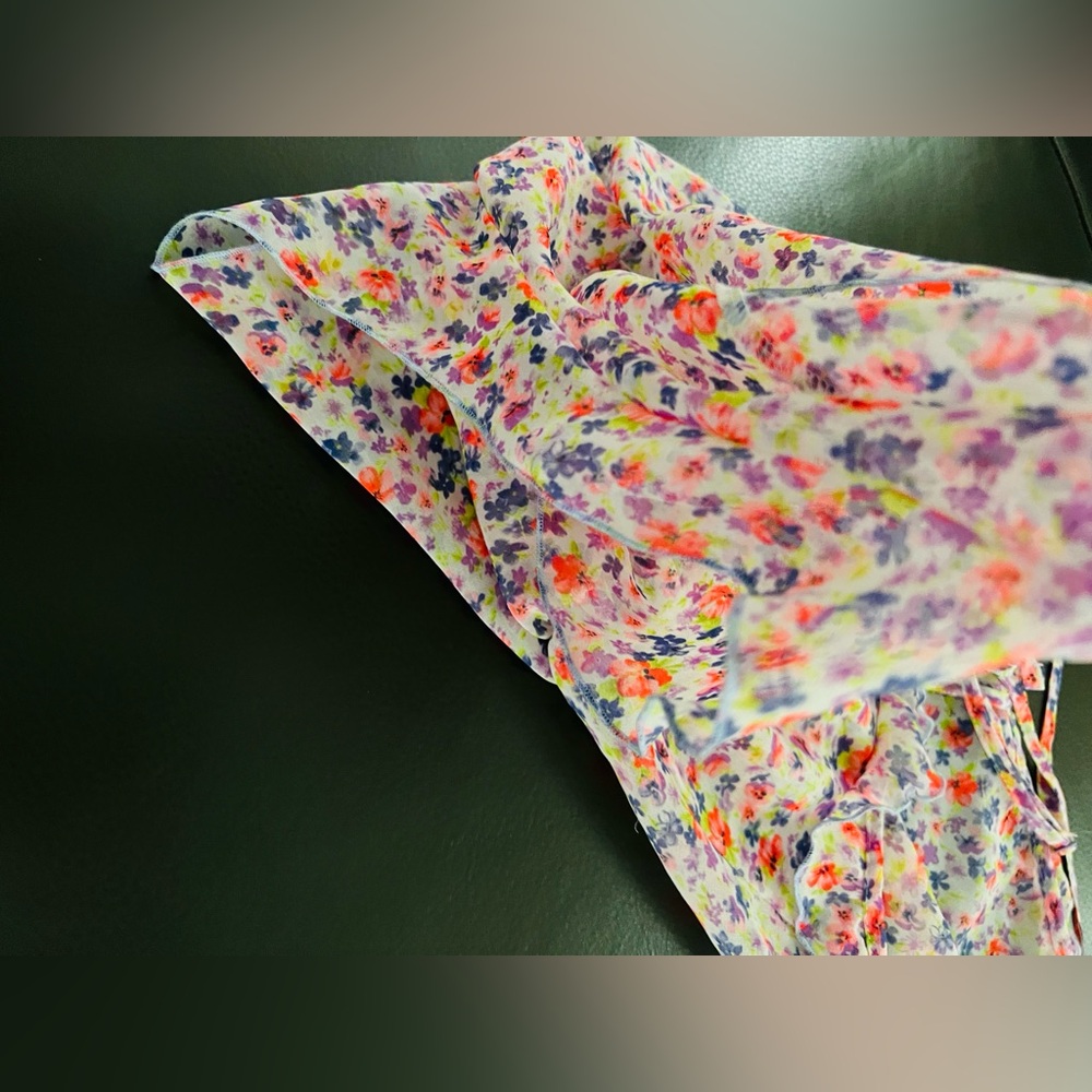 Victoria's Secret Multicolor Floral Chiffon Camisole - Picture 11 of 12